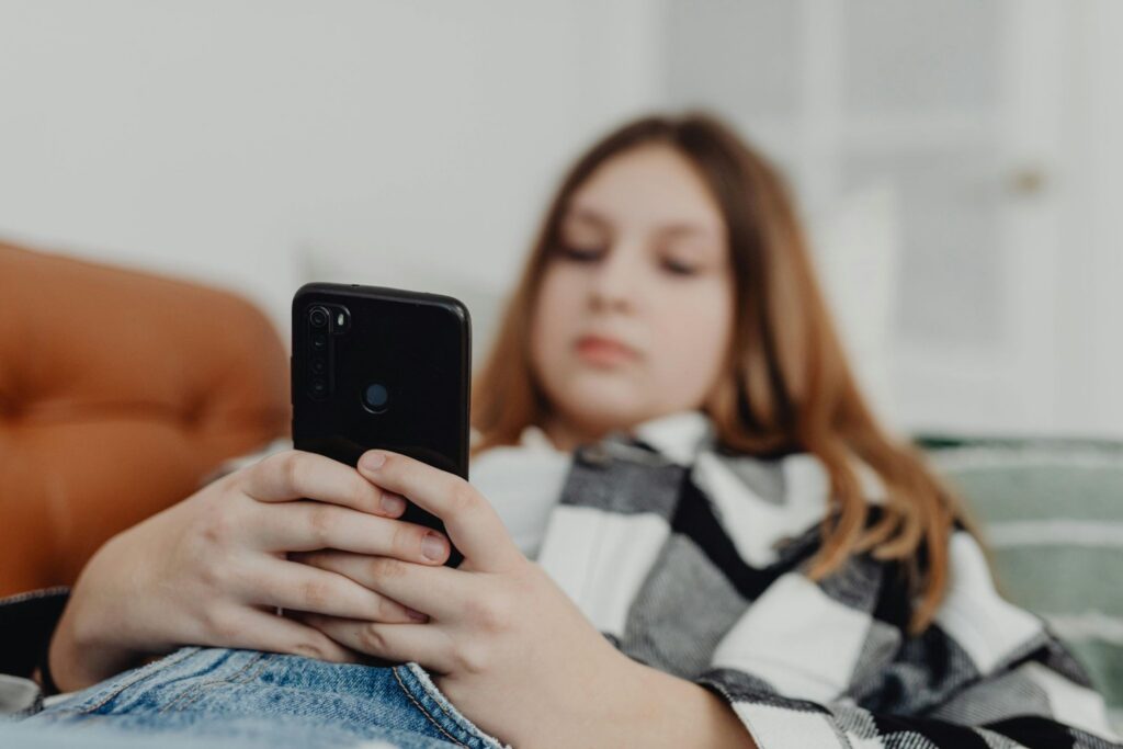 is social media ruining teen mental health 